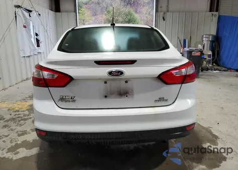 2014 Ford Focus Se from USA, damaged, VIN 1FADP3F22EL324778